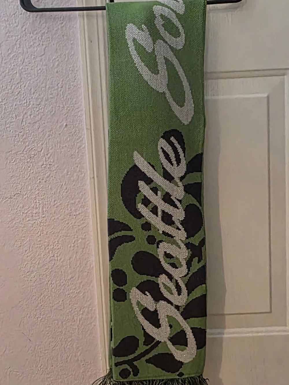 NOWT-Unisex  Adidas Seattle Sounders Green Graphic Logo Scarf